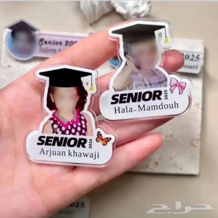 تصميم قبعات تخرج مزخرفه بخامه ممتازه وبروشات حسب الطلب 23