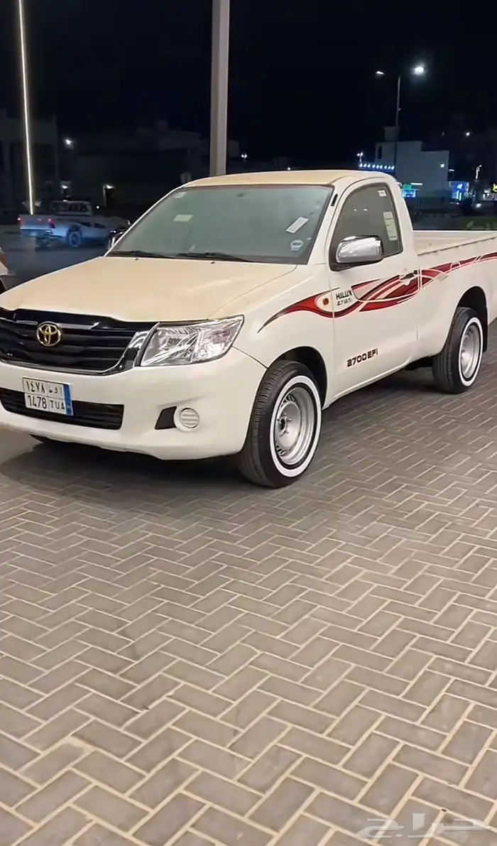 دلال سيارات ومستلزمات السيارات 0