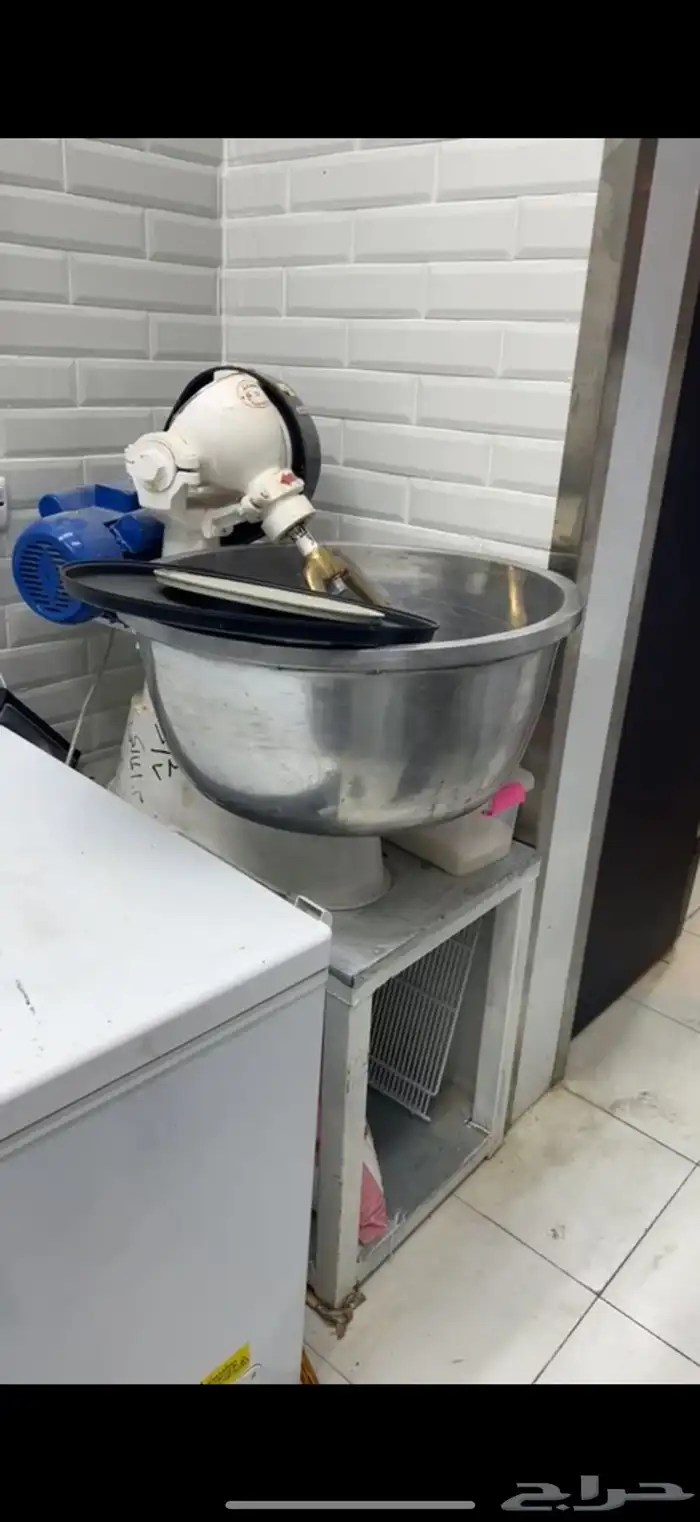 اغراض محل شاورما كاملة جميع الأغراض متوفره البيع للكل 9