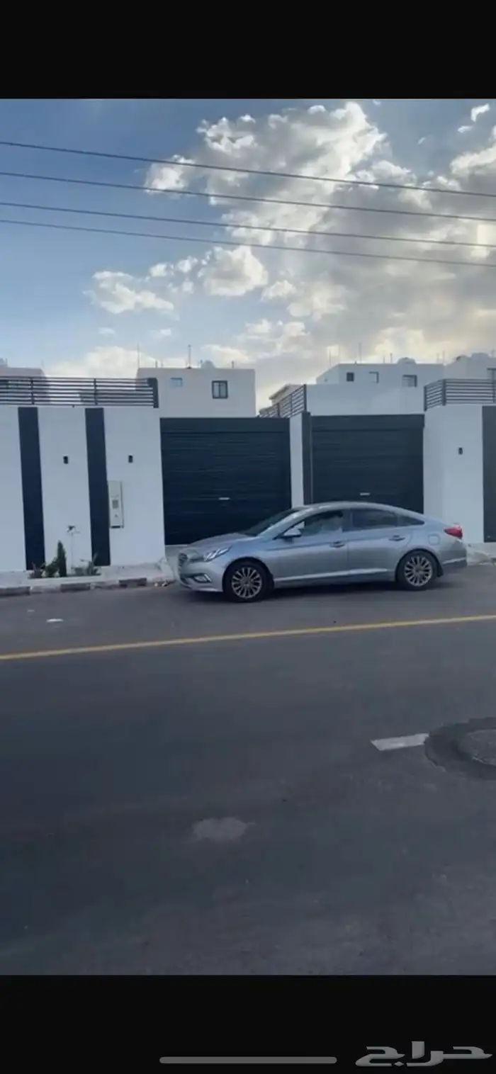 شاليهات فندقيه للبيع يفتحن على مجرى السيل بالوادي 0