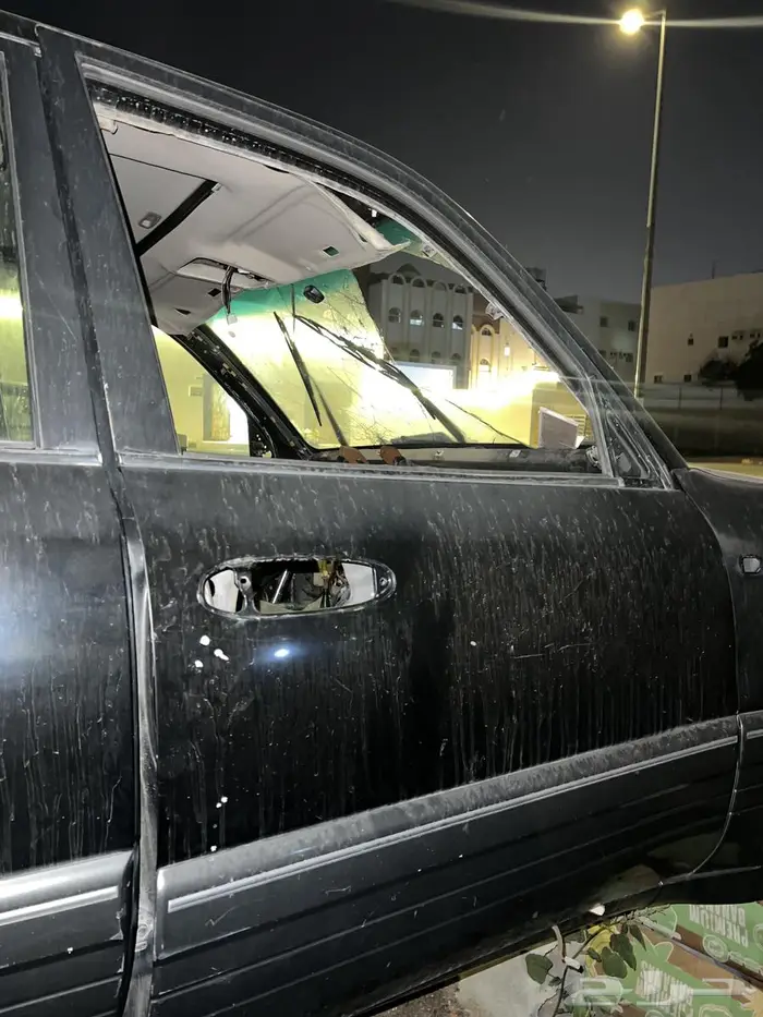 قطع بودي جيب لكزس 2001 9