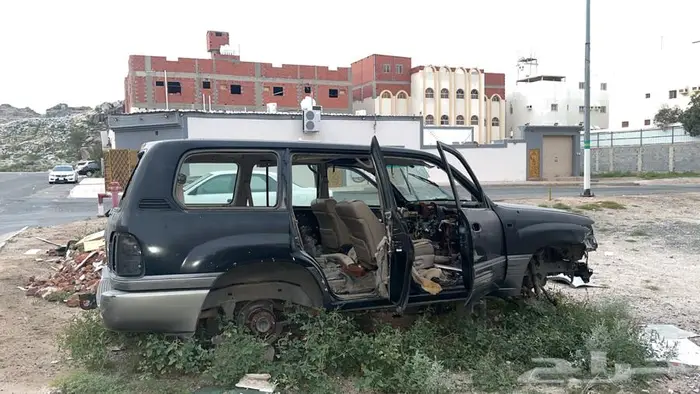 قطع بودي جيب لكزس 2001 11