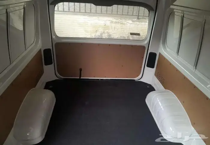 تويوتا هاي اس فان بضاعة 2.8 ديزل عالي أتوماتيك 2026 6