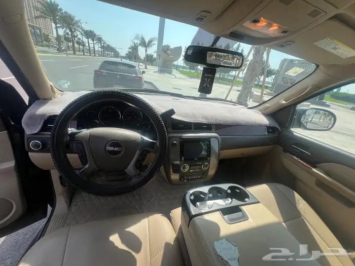 GMC يوكن 2012 نظيف للبيع 7