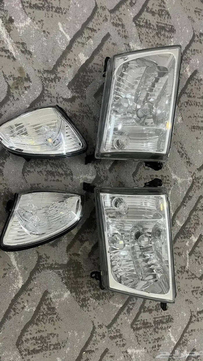 شمعات امايه مع اصطبات الاركان جديده لم تركب 0