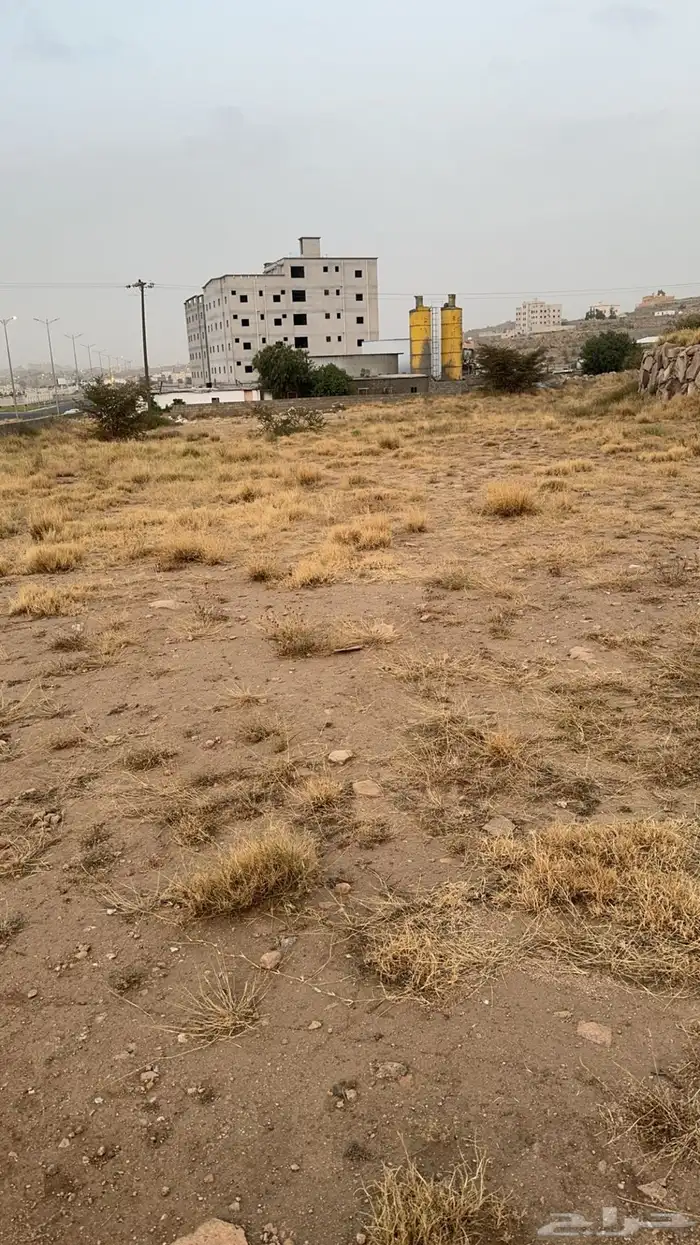 أرض تجارية سكنية مقابل المستشفى الجامعي للبيع 4