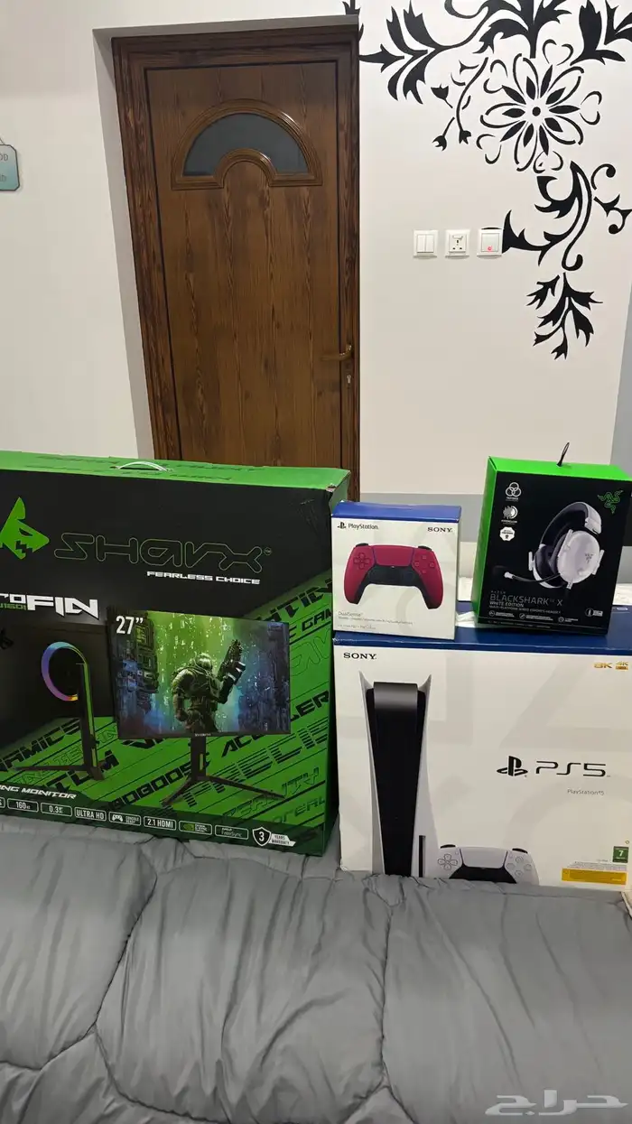 سوني 5 مع شاشة قيمنق 3