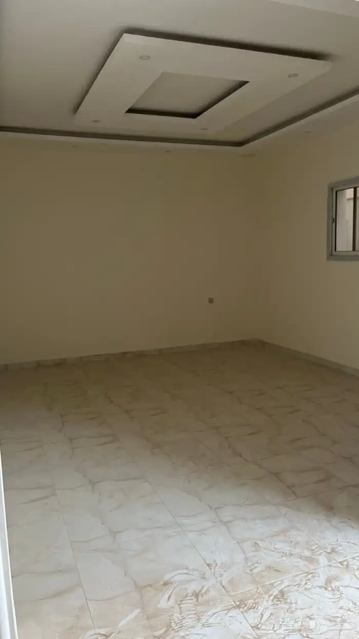 للبيع فيلا في حي الرحاب مساحة 375 جديدة 4