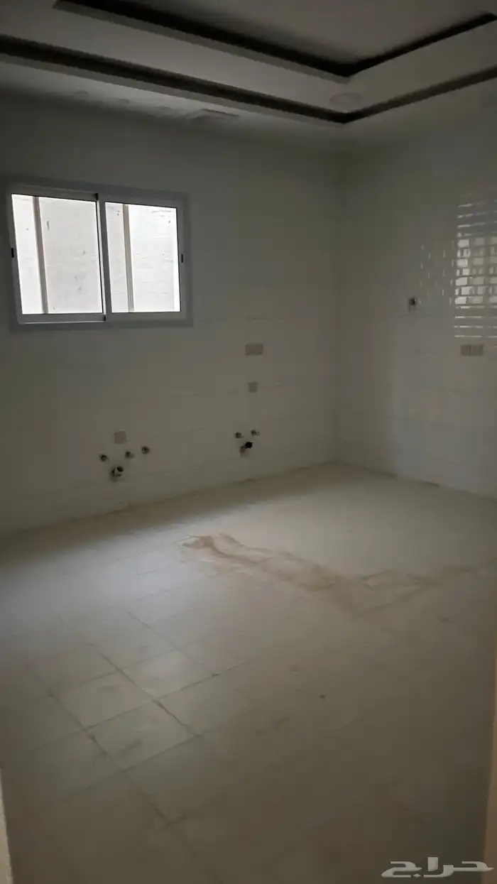 للبيع فيلا في حي الرحاب مساحة 375 جديدة 5