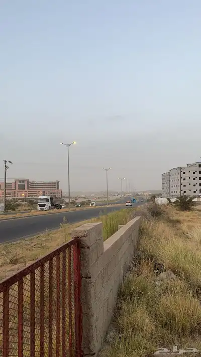 أرض تجارية سكنية مقابل المستشفى الجامعي للبيع 0