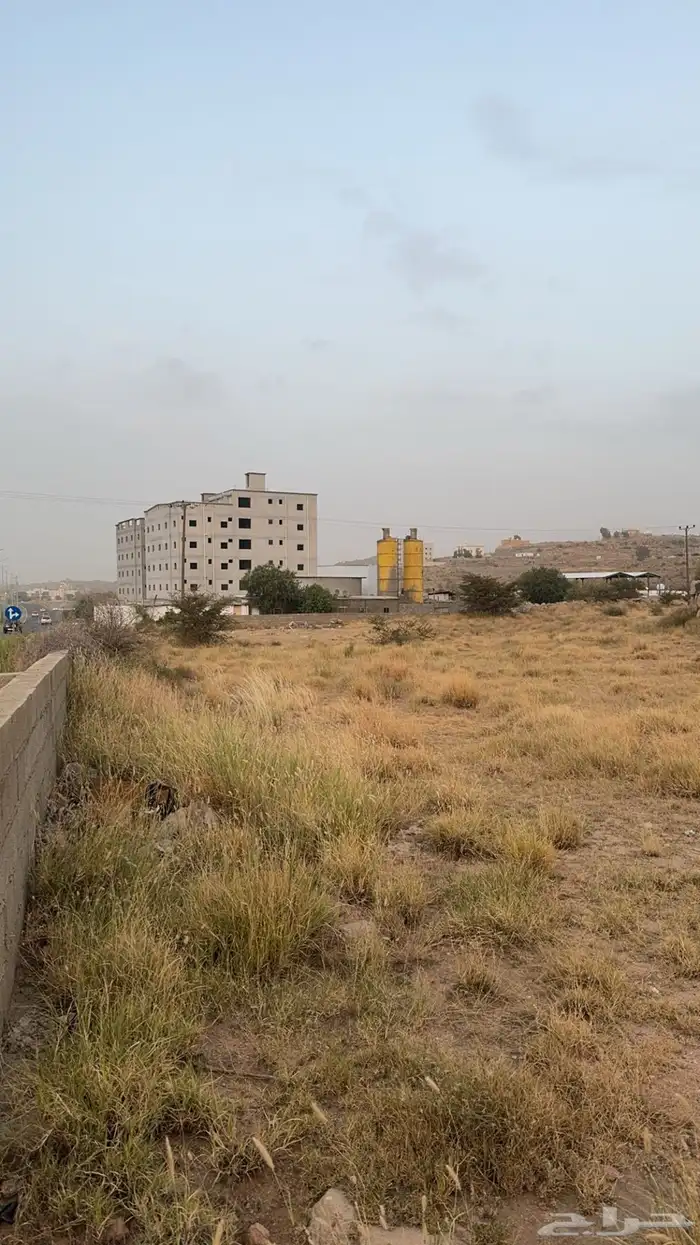أرض تجارية سكنية مقابل المستشفى الجامعي للبيع 7