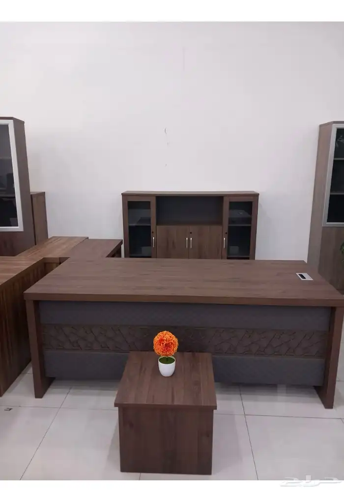 مودرن مكتب سكرتارية المكتب طقم فخم مكتب مدير مكتب موظفين 40