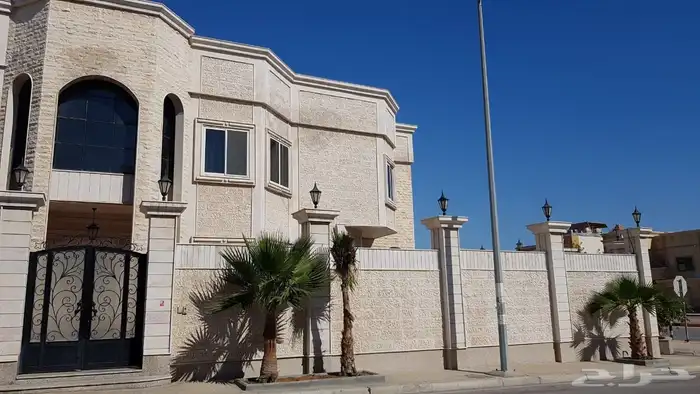 للبيع فيلا حي الدوحة الجنوبية السلمانية 2