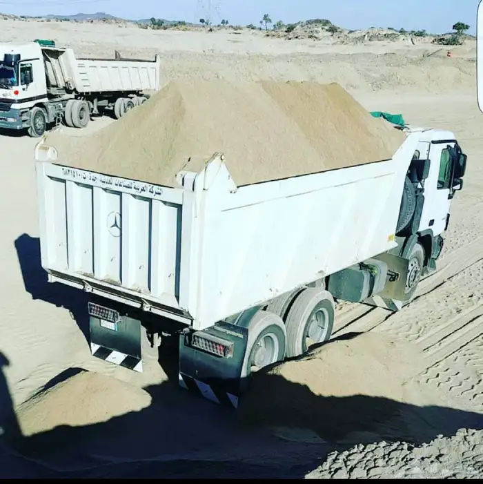 قلاب سكس لتوصيل جميع انواع البطحاء والخرصان 2