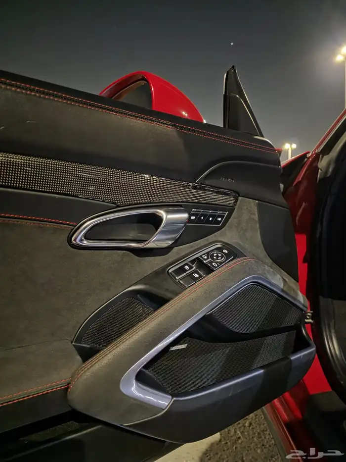 بورش 911 Targa 4 GTS - تم البيع 3