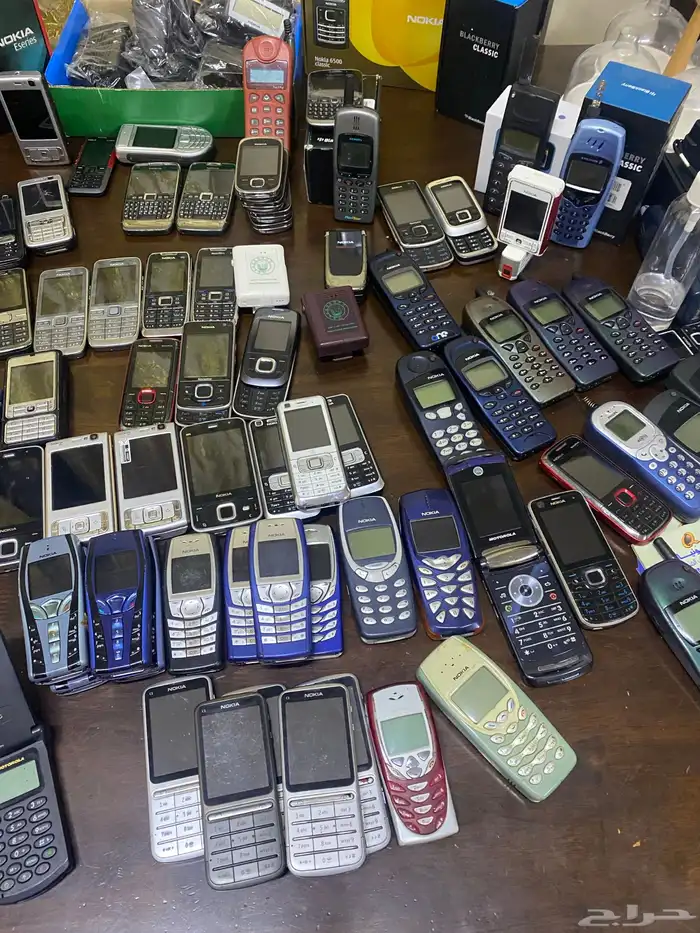 جوالات نوكيا اصليه وبلاكبيري 80