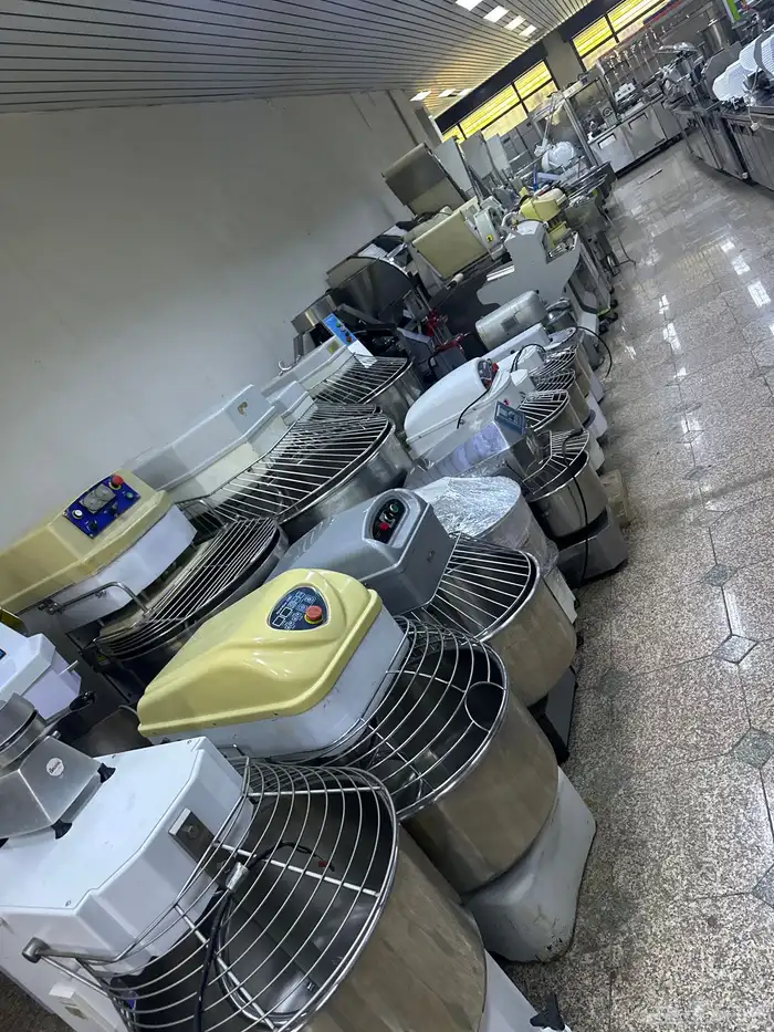بيع وشراء جميع معدات المطاعم والمخابز السوبر ماركت تات 3