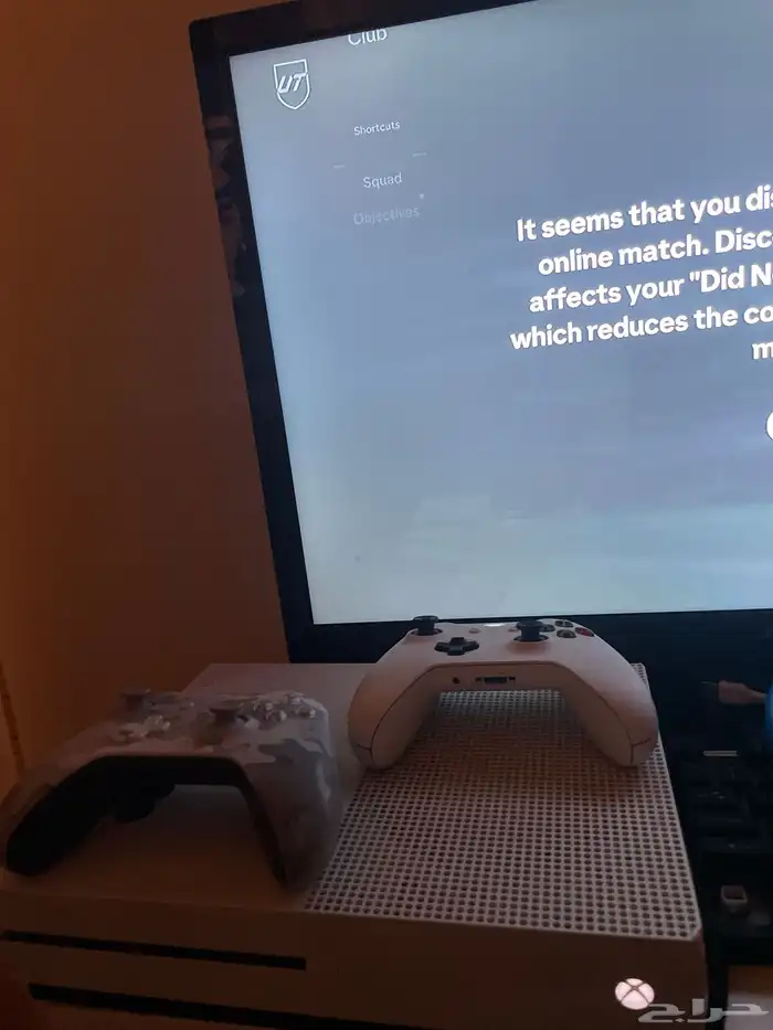 اكس بوكس ون بحالة ممتازه 0