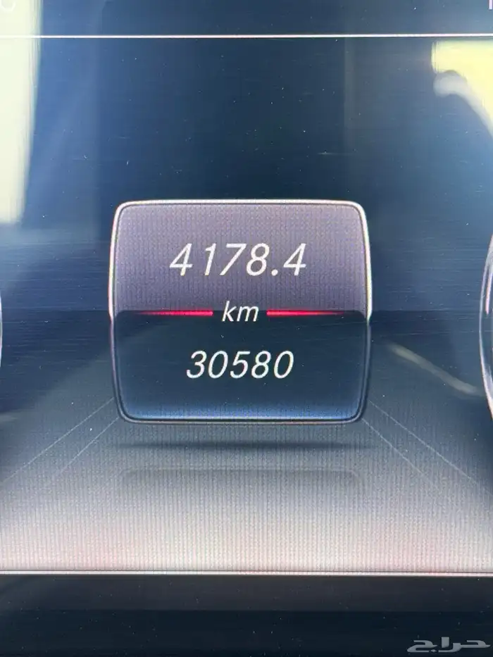 مرسيدس E300 2019 17