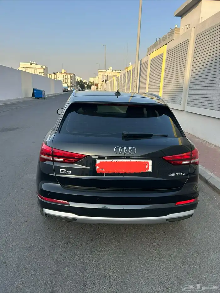 سيارة اودي Q3 35 FSHI 2023 2