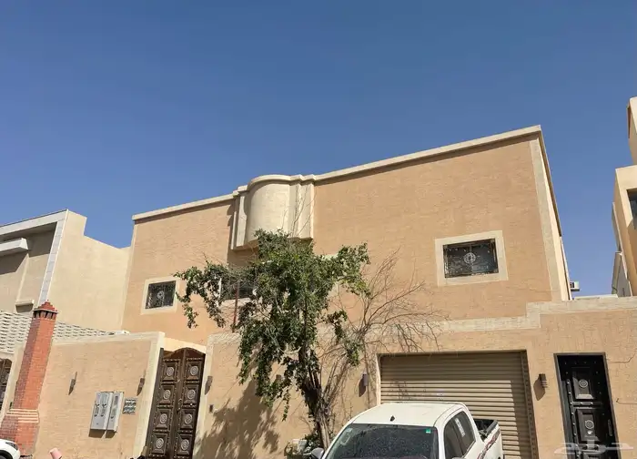 فيلا للبيع بالعارض 0