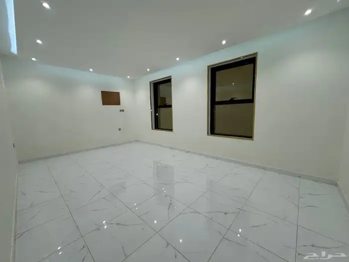 شقق تمليك تشطيب vip بحي السويس 2