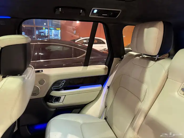 2020 لاند روفر فوج HSE P525 v8 20