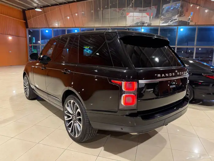 2020 لاند روفر فوج HSE P525 v8 5