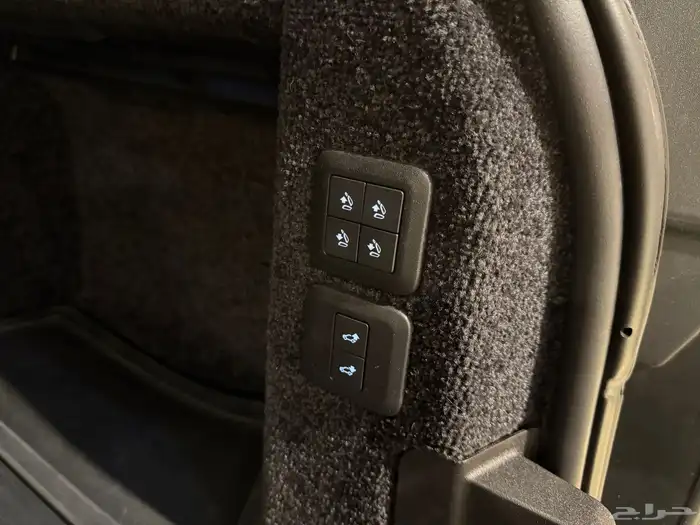 2020 لاند روفر فوج HSE P525 v8 25