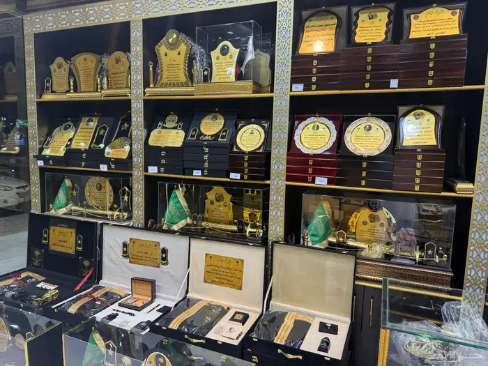 دروع تخرج ملازم سيف ضباط ترقية اطقم هدايا بشت 2