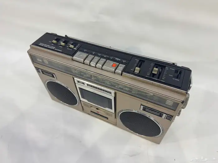 راديو ومسجل قديم ناشيونال 1