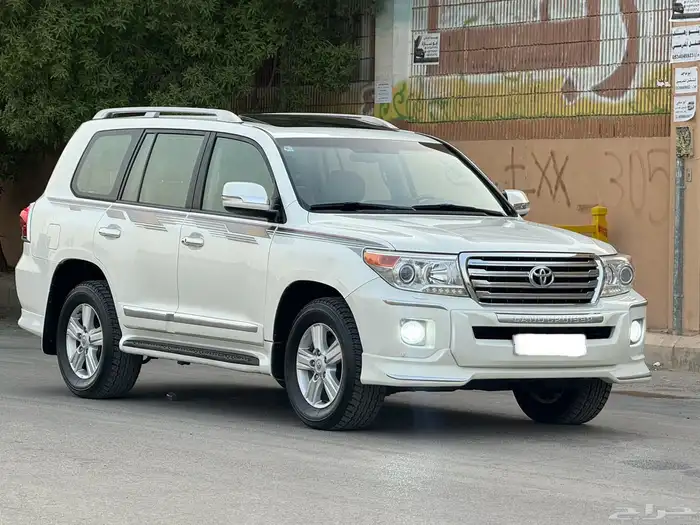 تويوتا لاندكروزر 2014 GXR V8 بريمي 3