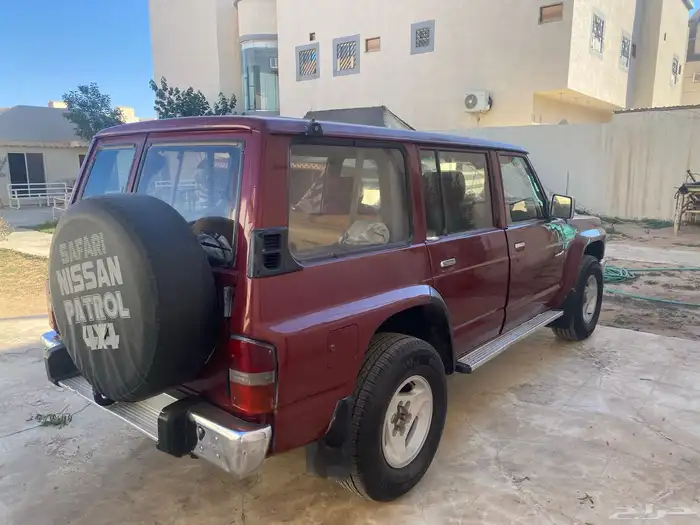 نيسان باترول موديل 93 عليه مكينه باترول 2006 3