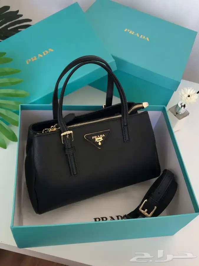 شناط نسائيه ماركات عالميه درجه اولى 10