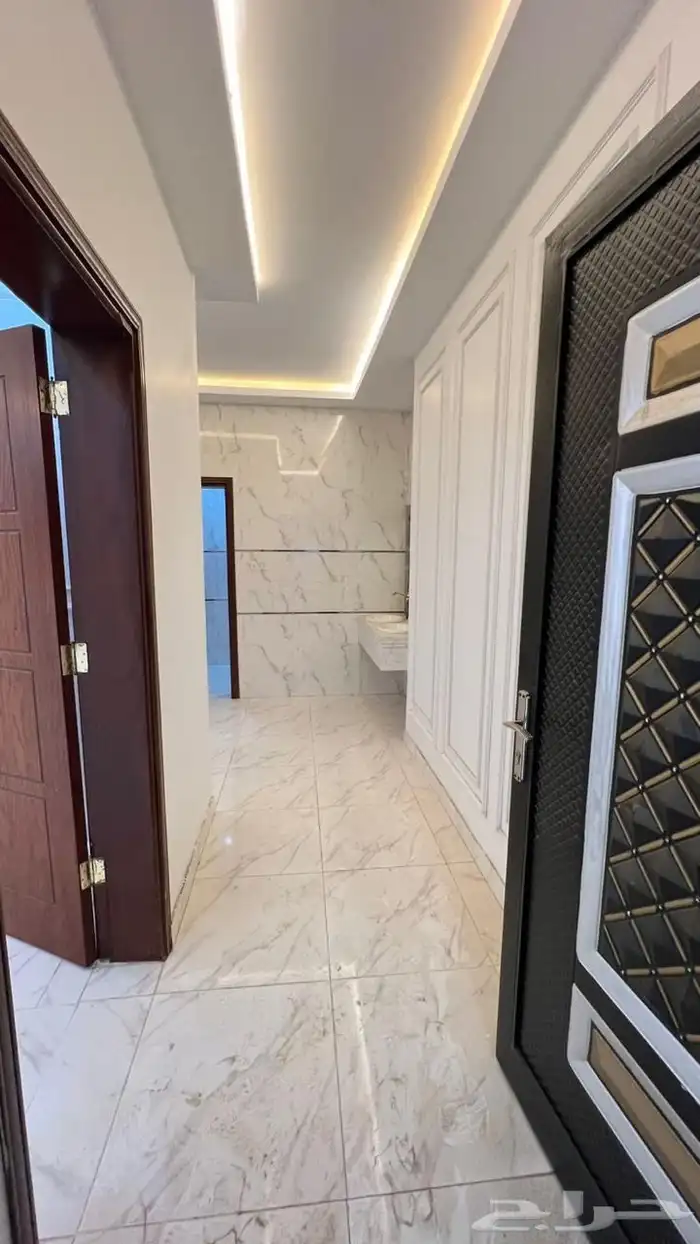 شقة تمليك حي اليرموك وشقة ارضية بحي البوادي 5