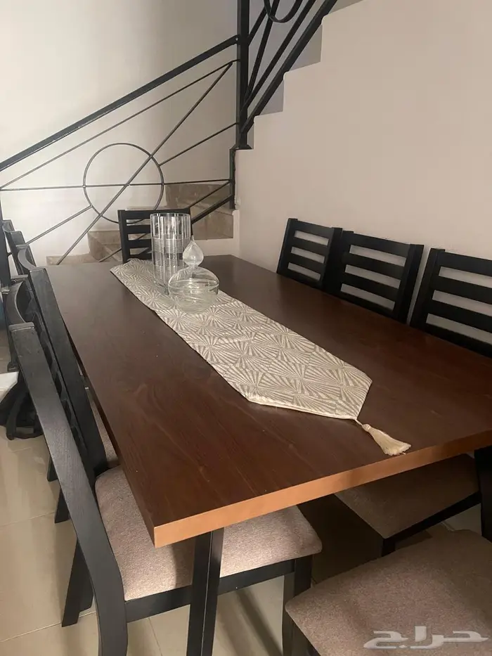 طاولة 8كراسي 1