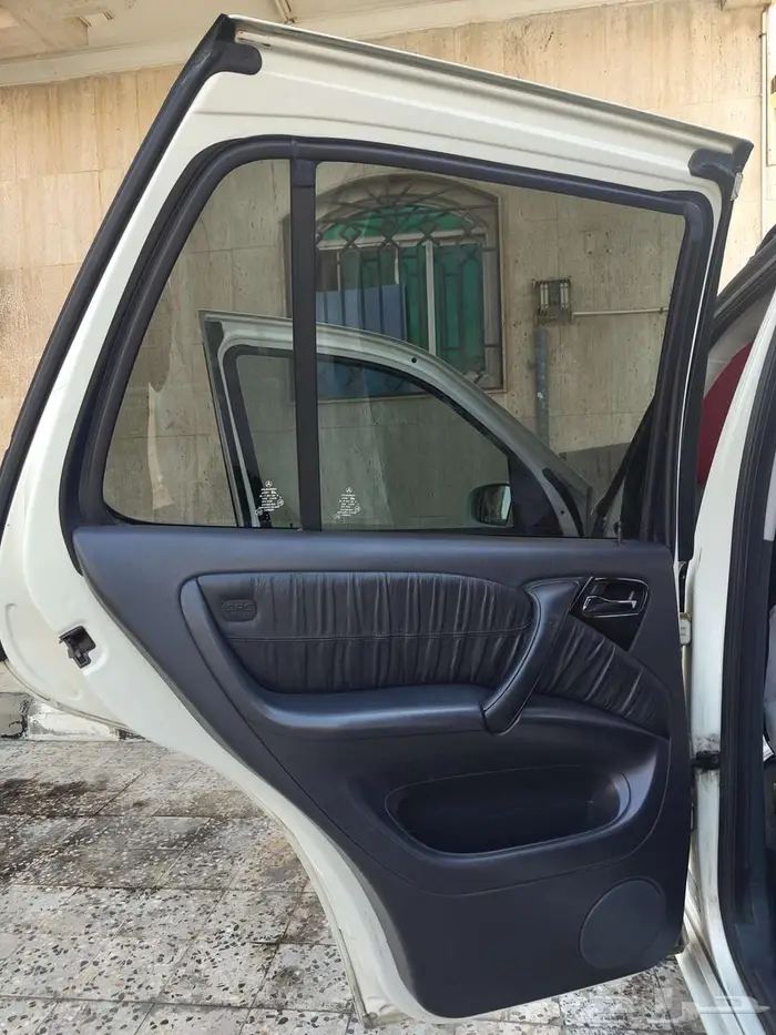 مرسيدس ML350 موديل 2005-نسخة خاصة-نظيفة مجددة ومفحوصة 13