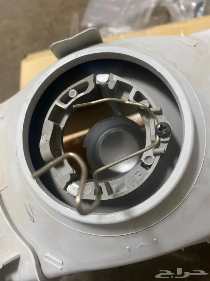 تم البيع شمعات كرسيدا 89ل96 جديد اصلي 1