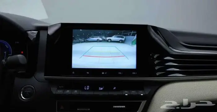 تويوتا كامري E هايبرد 2025 افضل سعر تقسيط 10