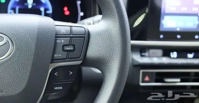 تويوتا كامري E هايبرد 2025 افضل سعر تقسيط 8