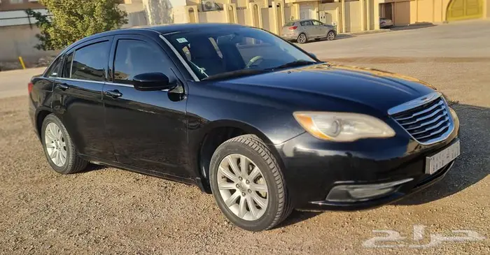 كريسلر C200 4