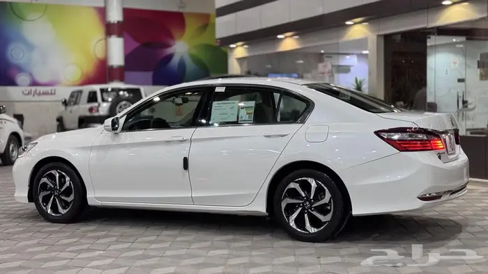 هوندا اكورد سعوديه 2017 مخزن اسبشل. 6