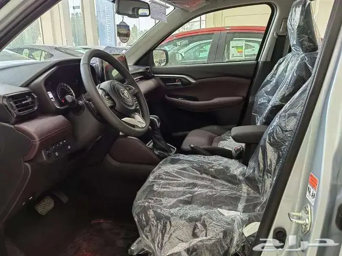 تويوتا اوربان كروزر GLX فل كامل 2025 1