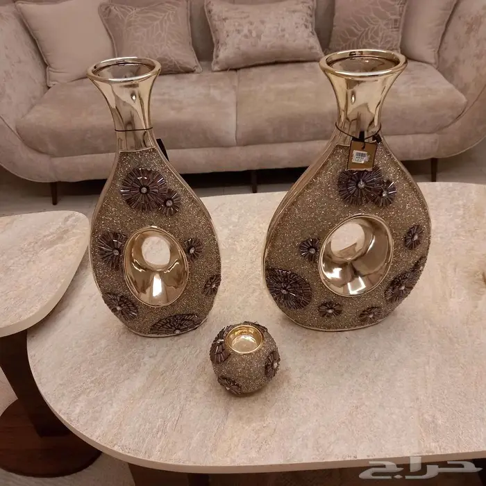 طقم فازات مرصع بالكريستال 2