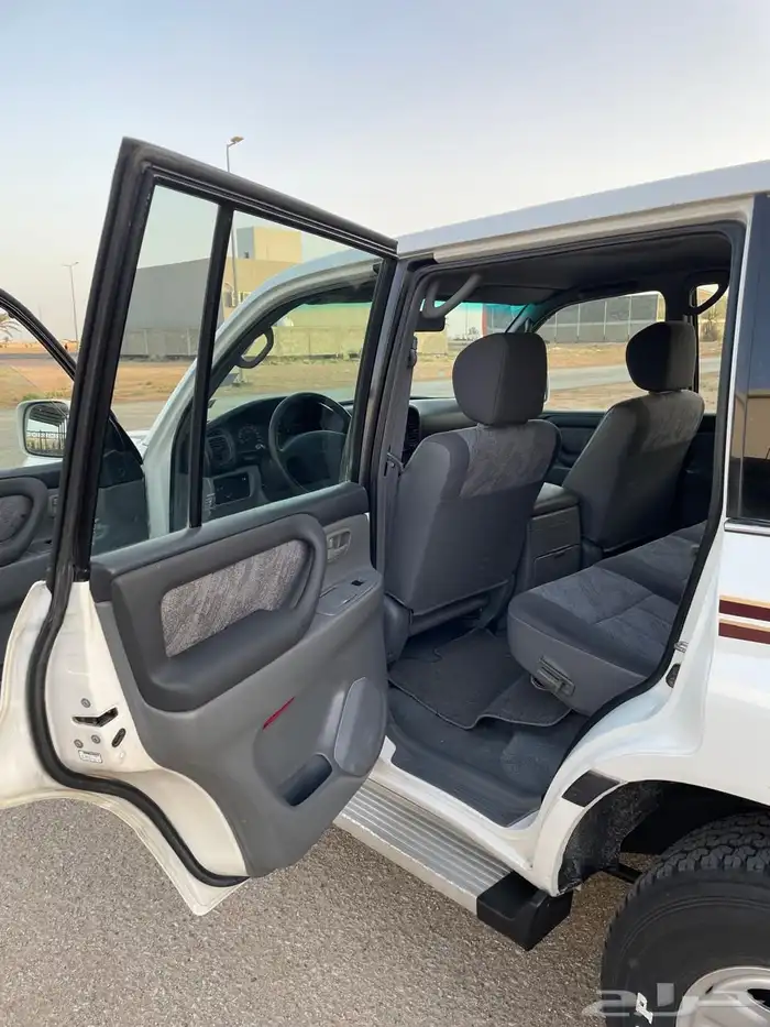 تويوتا لاندكروزر GXR.1 1998 بنزين قير عادي معرض الشومر 8