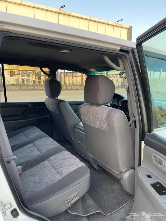 تويوتا لاندكروزر GXR.1 1998 بنزين قير عادي معرض الشومر 14