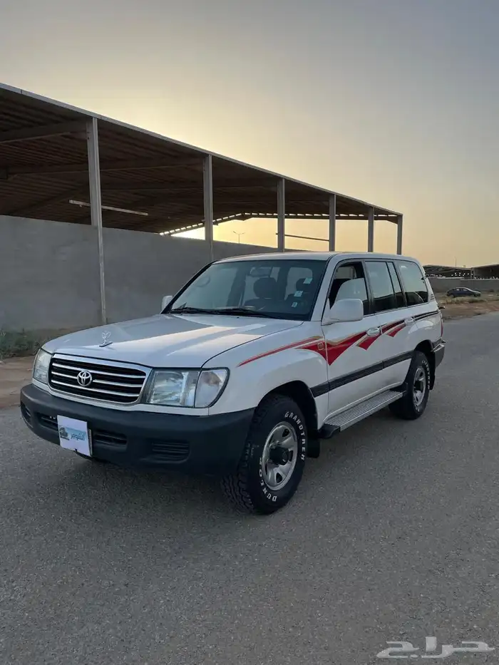 تويوتا لاندكروزر GXR.1 1998 بنزين قير عادي معرض الشومر 3