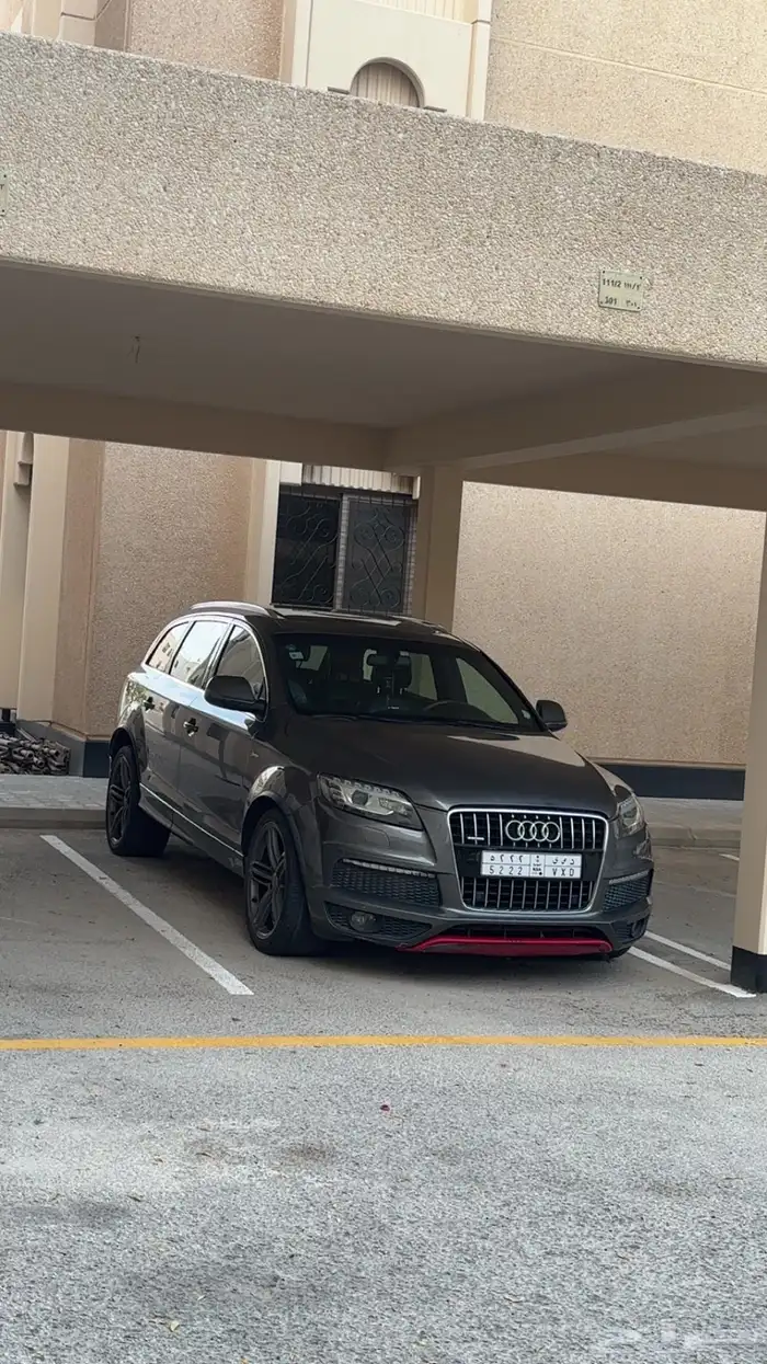 اودي Q7 13
