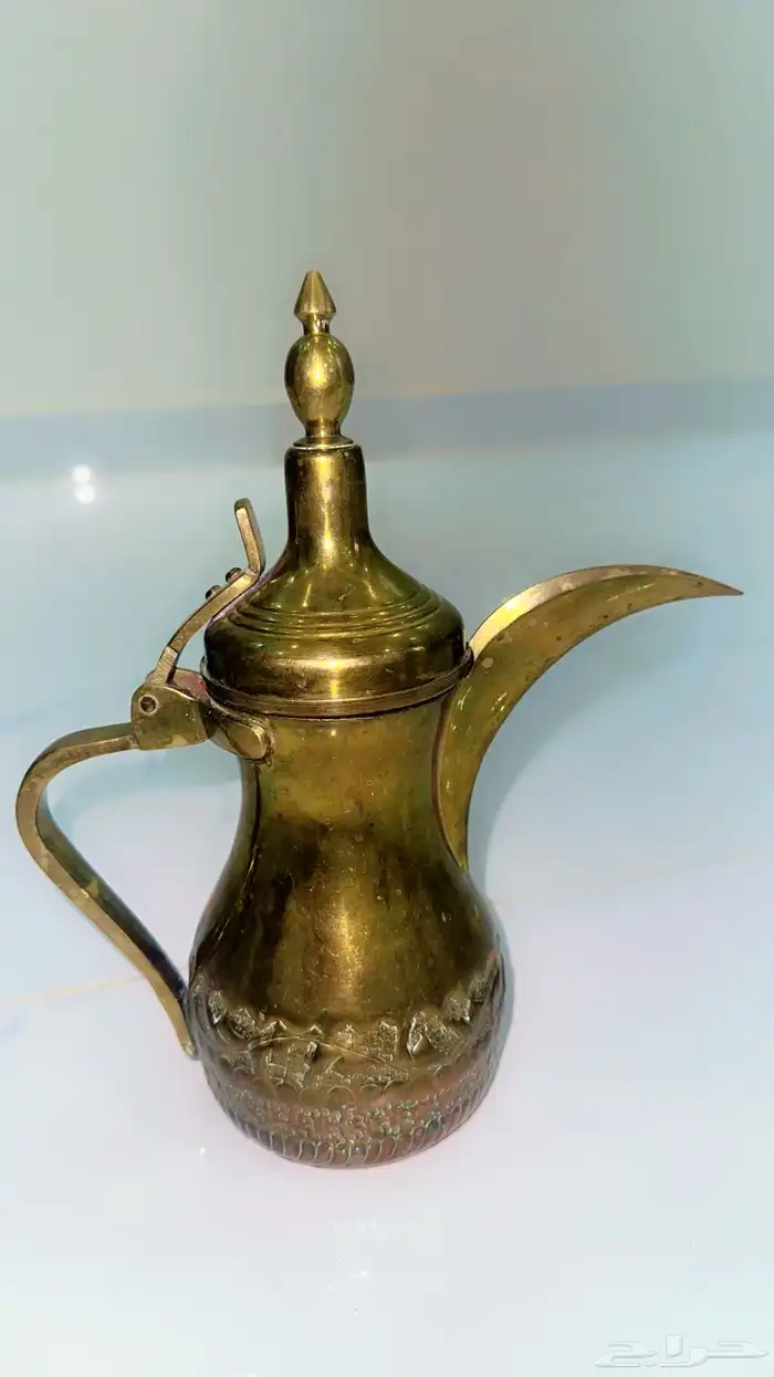 دلة حساء قديمه ودلة رسلان 0