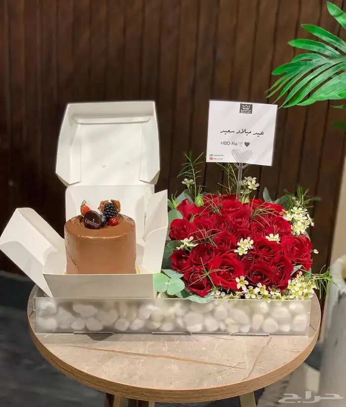 Natural flower coordinator required 10